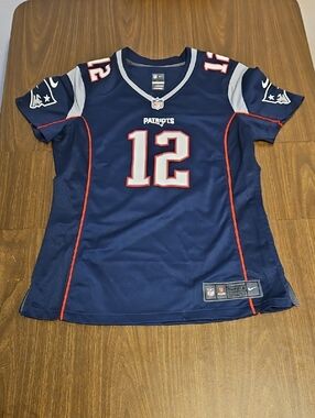 Tom Brady Patriots Jersey - Womens M - NFL On Field